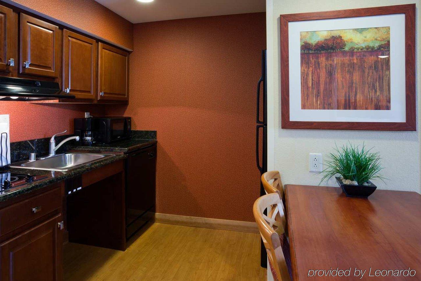 Homewood Suites By Hilton Madison West Bilik gambar